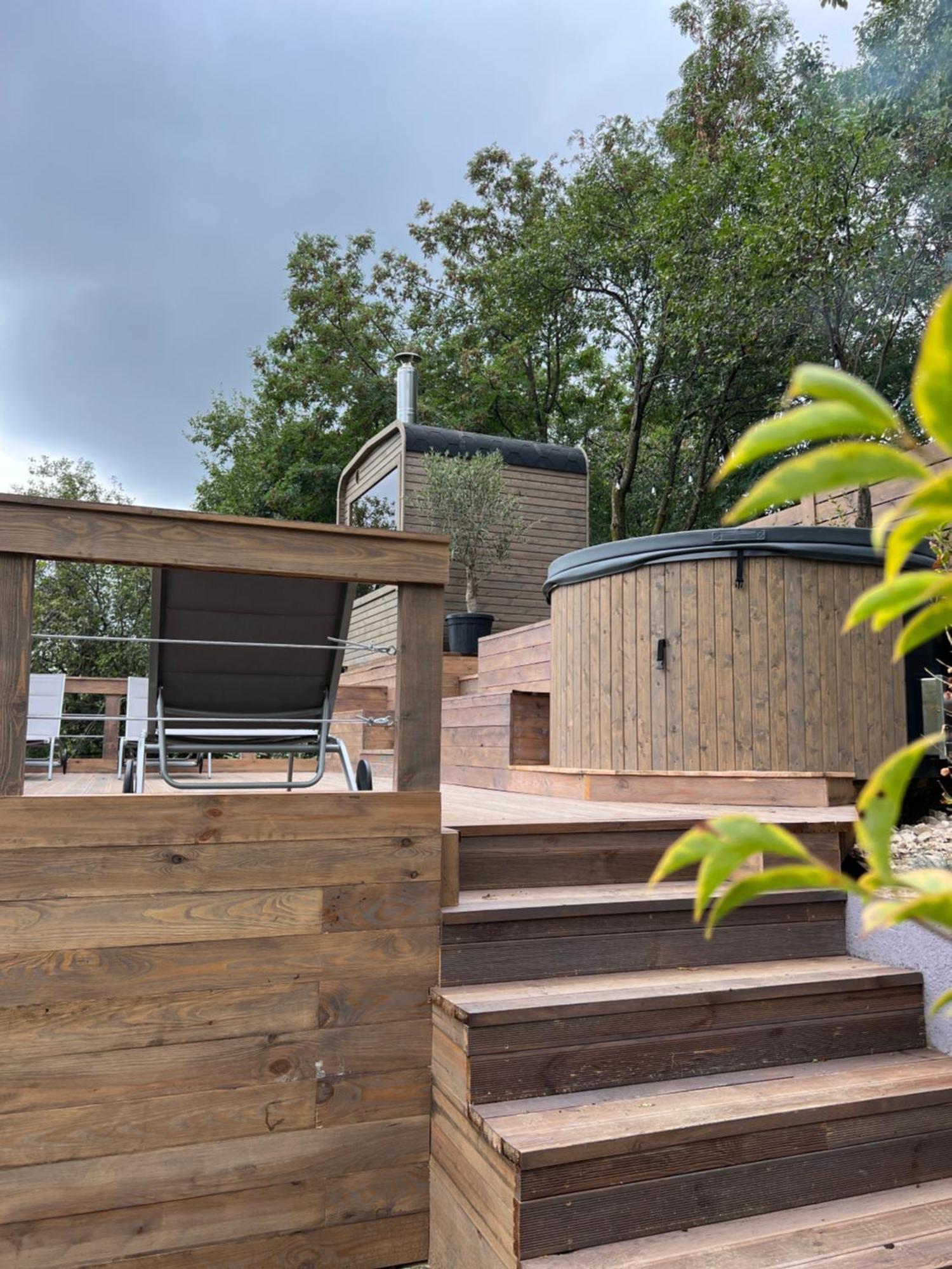 Tinutul Luanei Glamping *