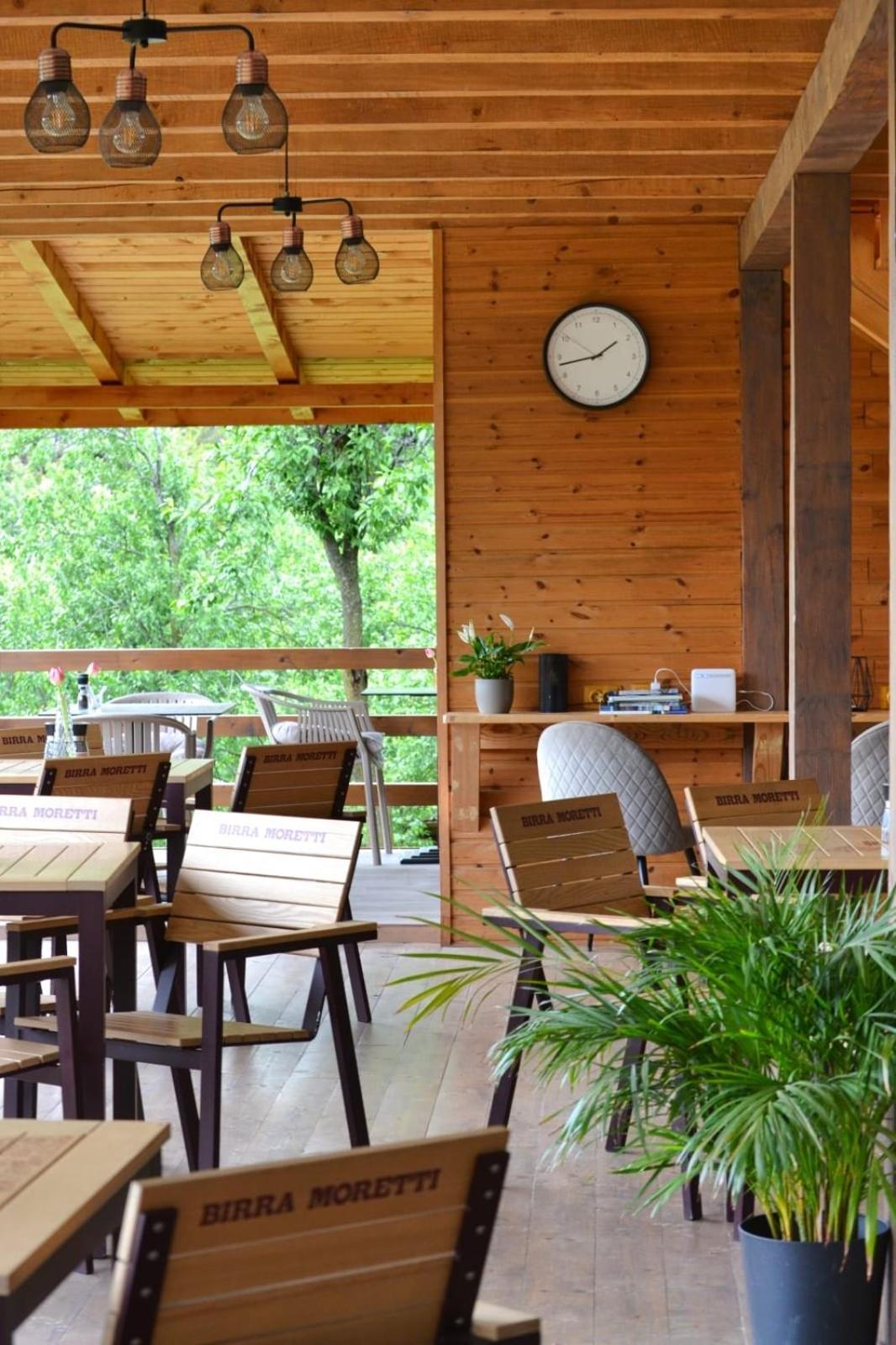 Campo de lujo Tinutul Luanei Glamping Bozioru